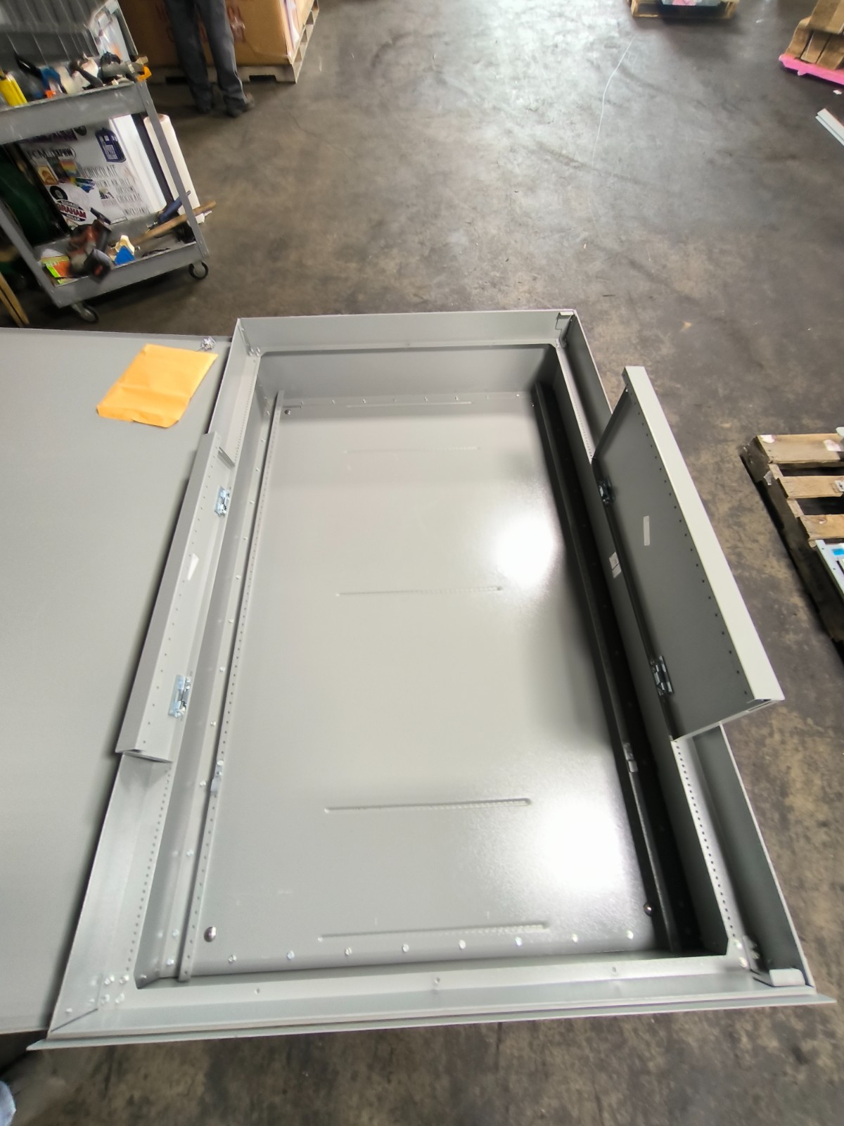 ABB GE IN2412BL3H1 ReliaGear neXT Power Panel 1200 Amp 480Y/277 V 3PH 4W 3R NOS