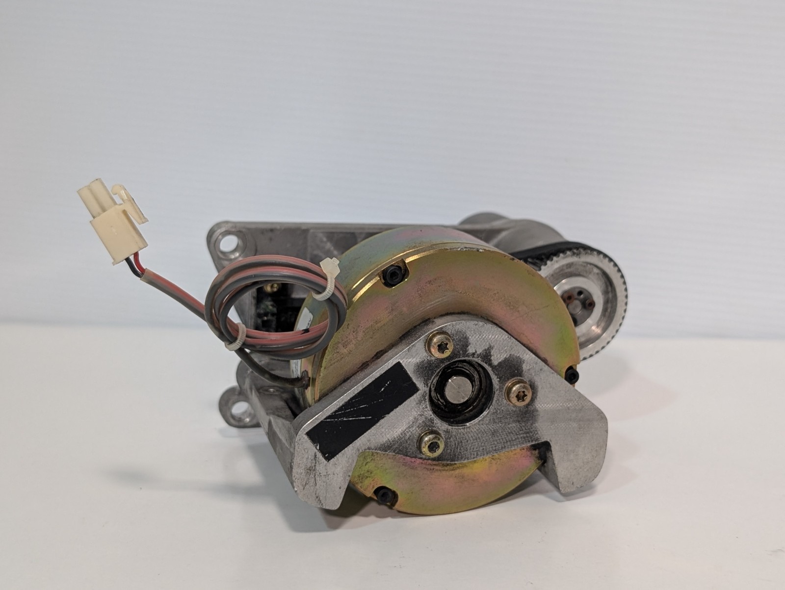 Magtrol SA MHB-140-2-4480 hysteresis brake industrial assembly, 853-004-000-011