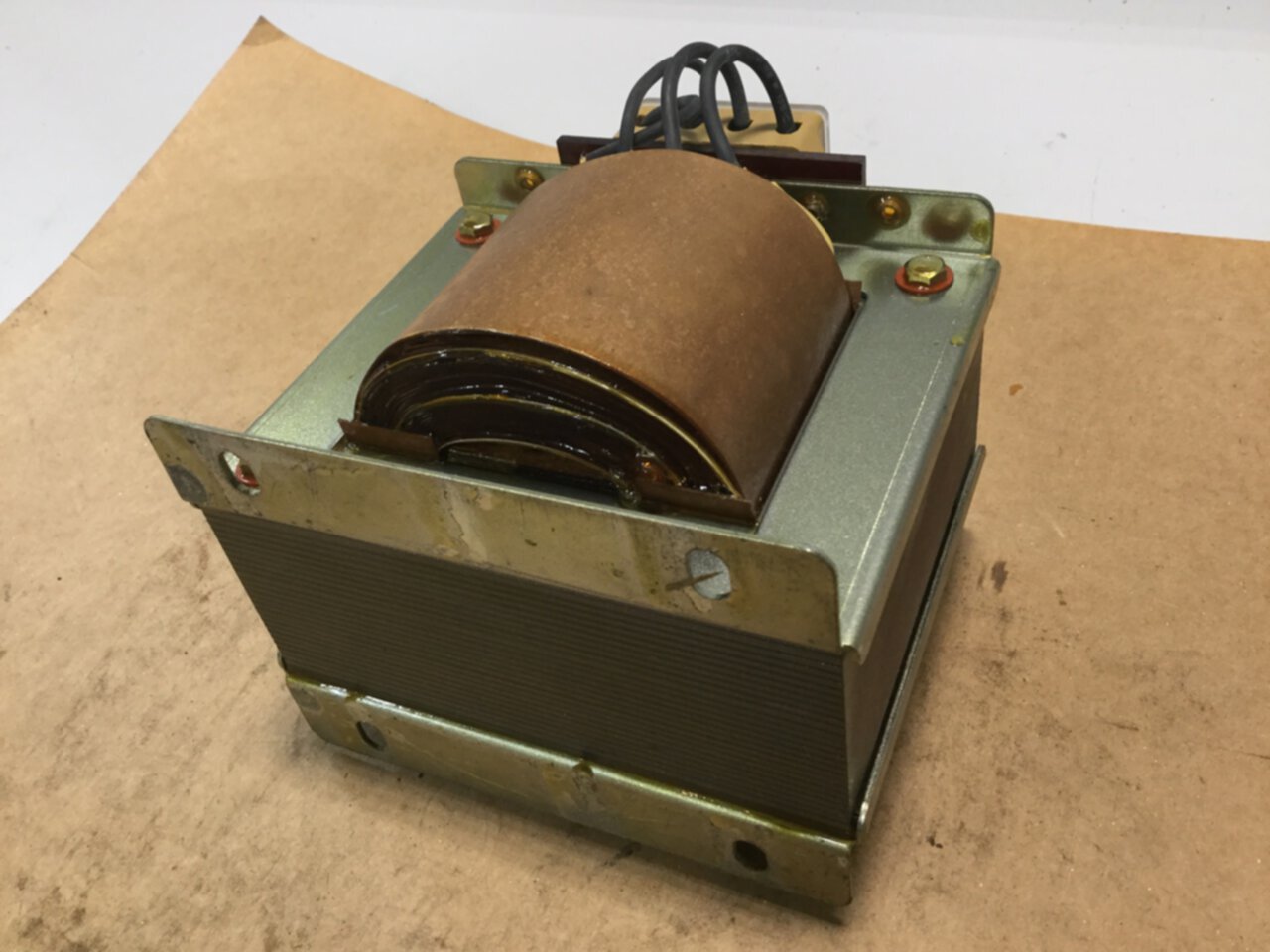 HIRAO DENKI 0.4 kVA Transformer HDT 400VA Used #102193