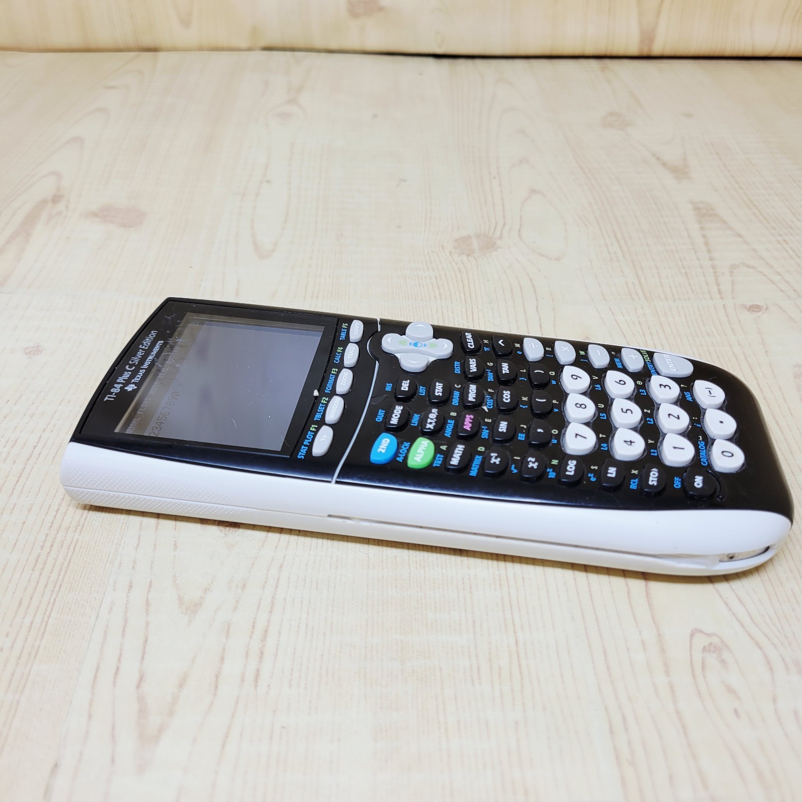 TI-84 Plus C Silver Edition Graphing Calculator (Black) SCRATCHES ON SCREEN