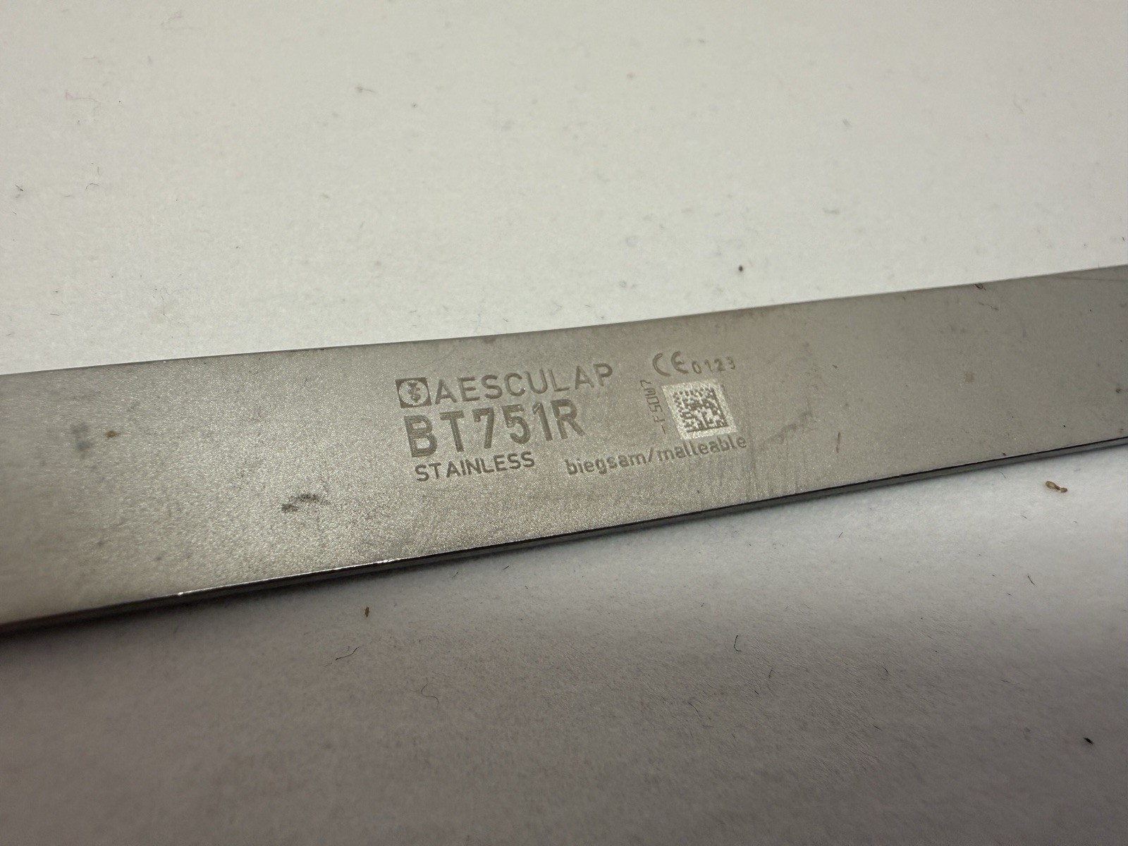 Aesculap BT751R Abdominal Intestinal Spatula 7 7/8″ Stainless 12mm Surgical
