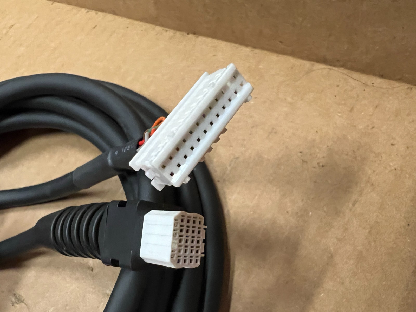 IAI Servo Cable CB-CAN-MPA050 NEW ED-090-2-008-G-050-6 5M Drive