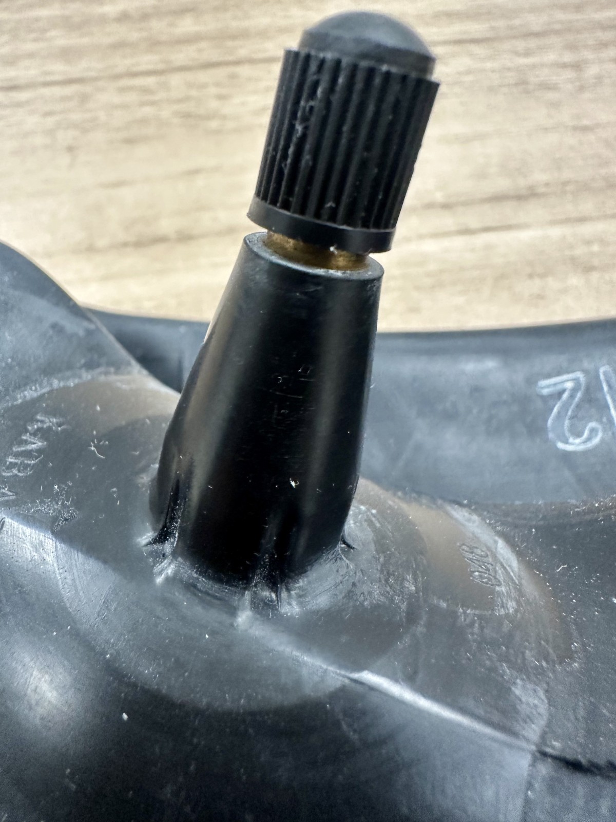MONTREAL Natural Rubber Inner Tube5.50/5.90/6.00-16SL TR15