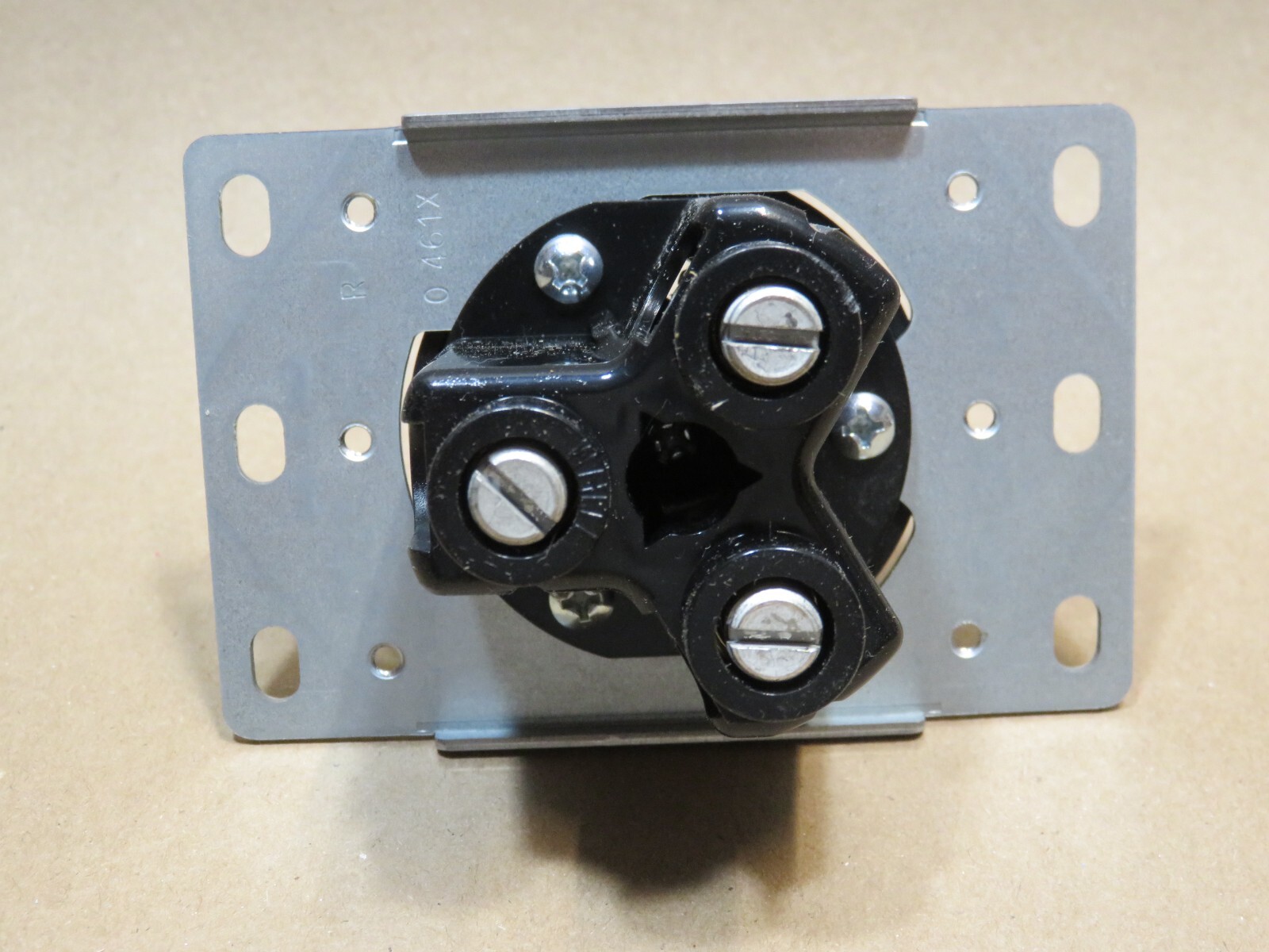 AL-CU 75*C Strip Gage ( 10-30R 30A 125/250V )