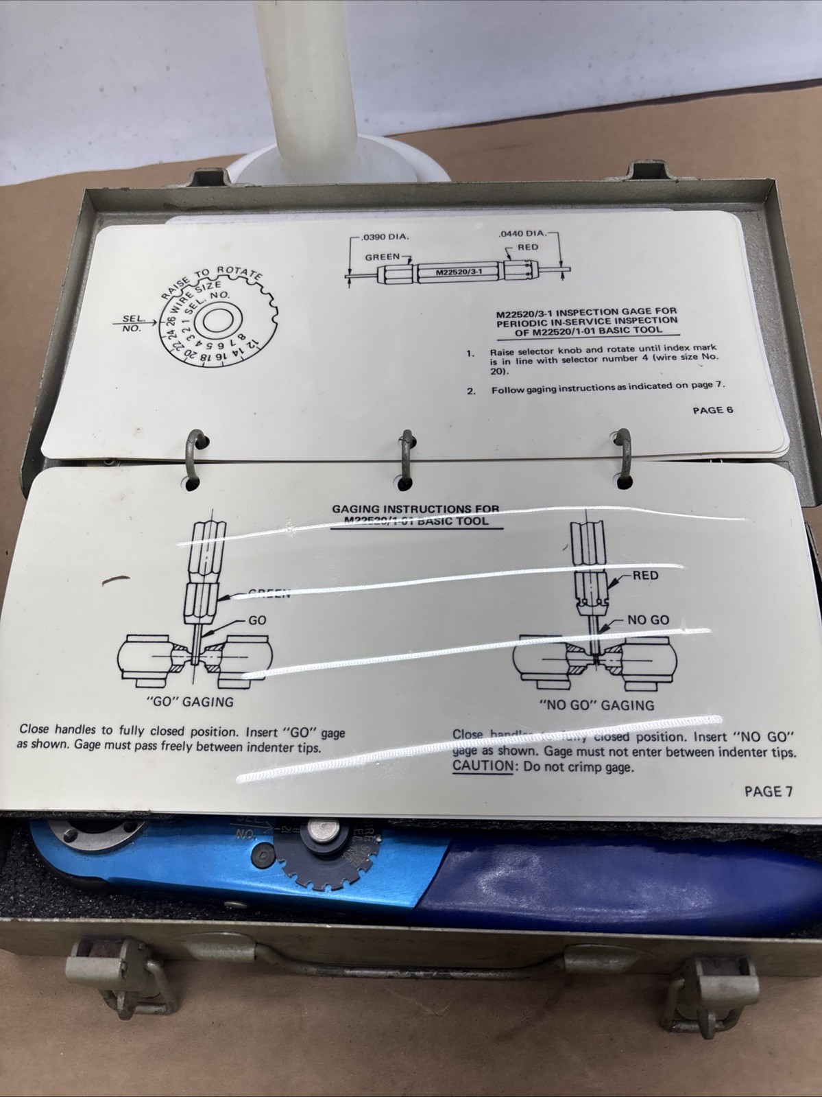 Pre Owned DMC M83507/11-01 Tool Kit for MIL-C-22520/1 Crimping Tool & Turrets.