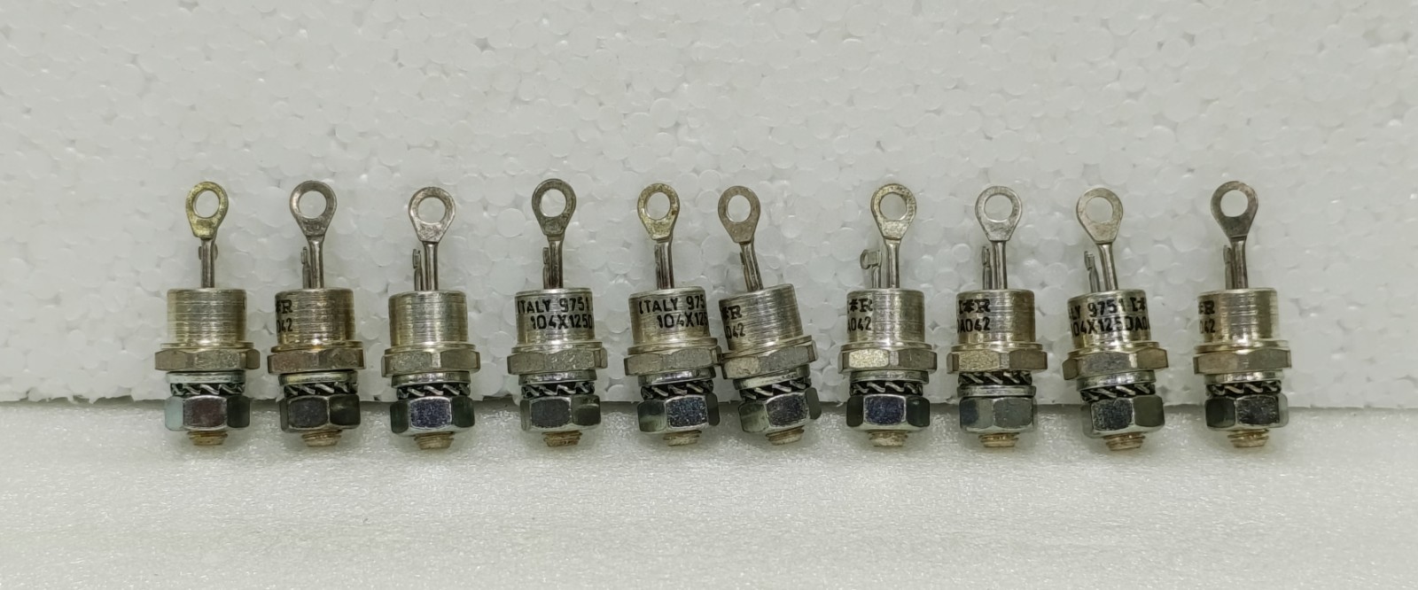 GE IR 104X125DA042 SCR Thyristor 800V 35A Power Supply Amp Lot of 10 New Surplus