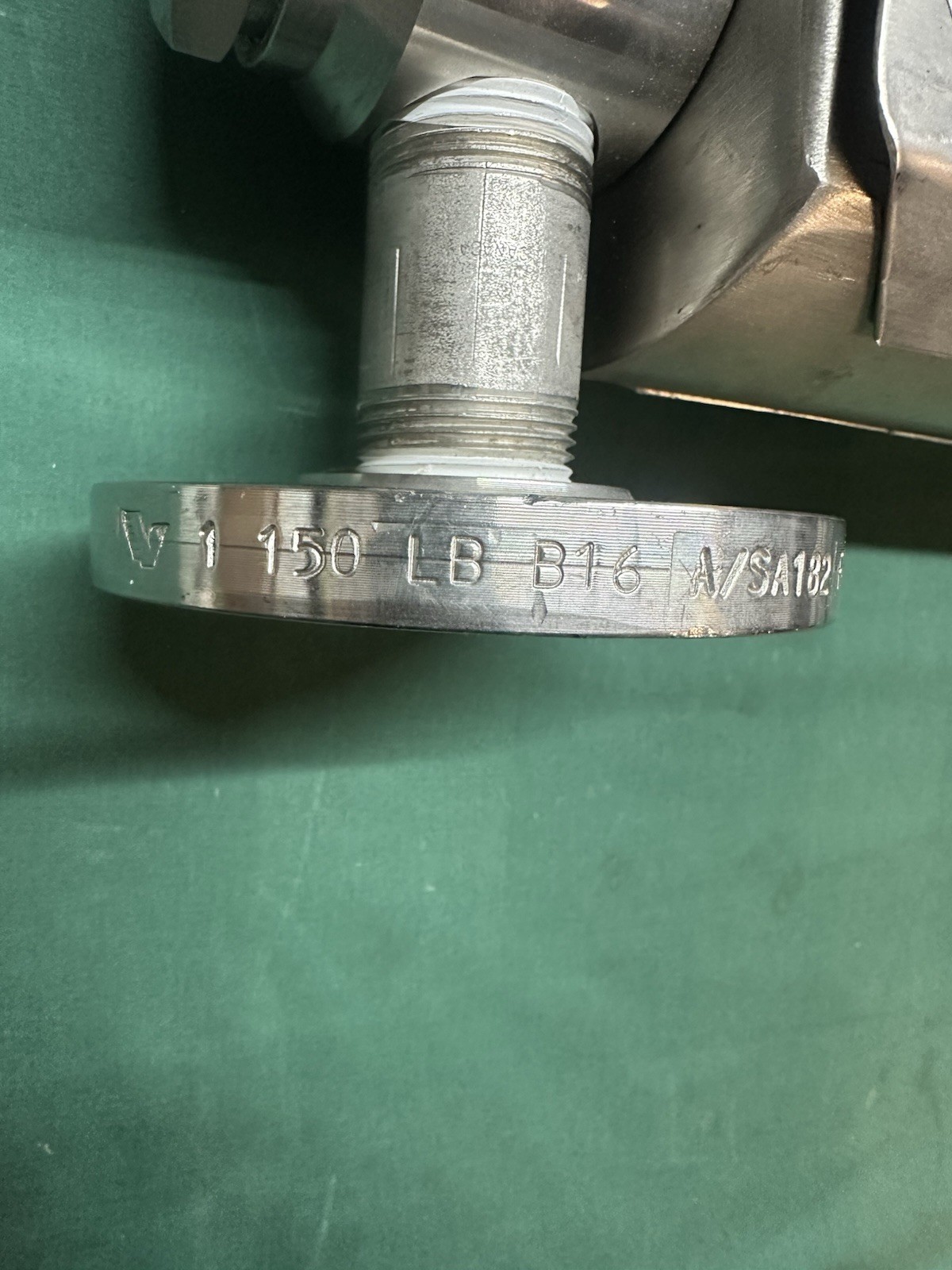 Siemens Wallace Tiernan Flow Gauge 5210G32116XXBD402SXX – New OEM