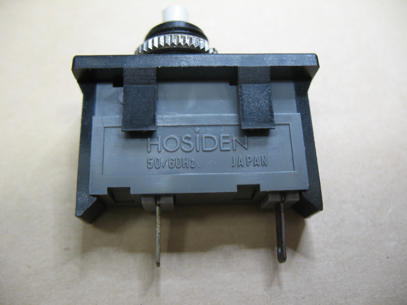Qty. 4 Hosiden 2 Amp 125 VAC Push Button Panel Mount Thermal Circuit Breakers