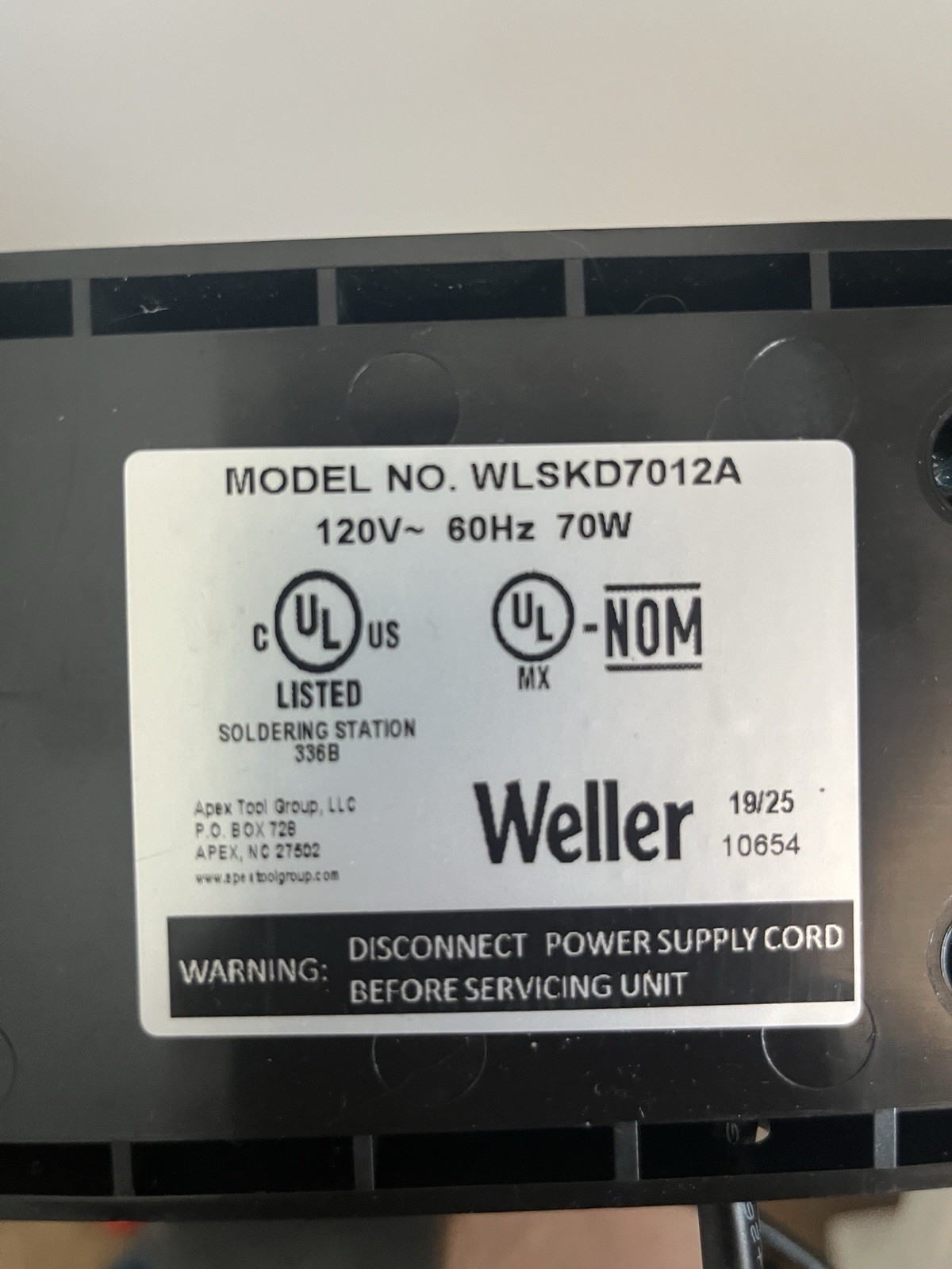Weller WLSKD7012A Digital Soldering Station, 70W Digital, Precision Iron, 120V