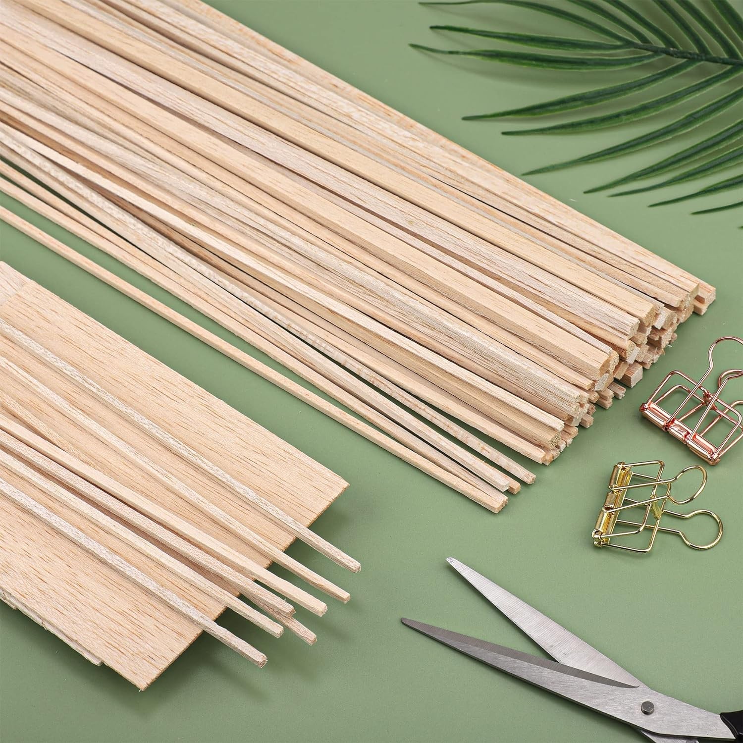 150 Pieces Balsa Wood Sticks Hardwood Square Wooden Craft and Sheets