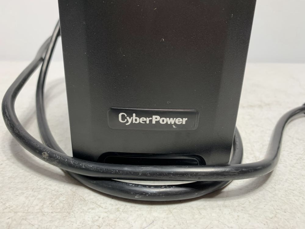 CyberPower CR7DZ2002761 UPS 2.1A USB
