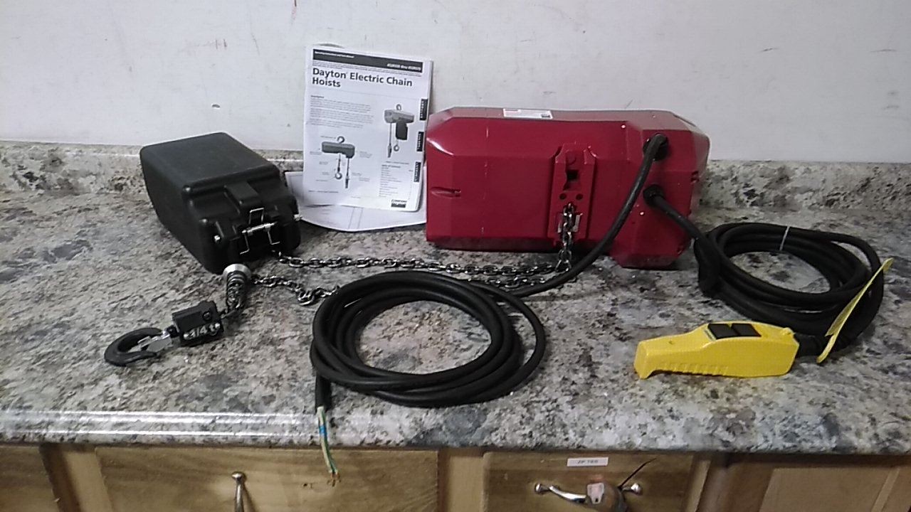Dayton 452R54B 500 Lb Load Cap 20 Ft Hoist Lift 0.32 HP 115/230V Chain Hoist