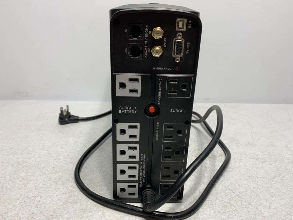 CyberPower CR7DZ2002761 UPS 2.1A USB