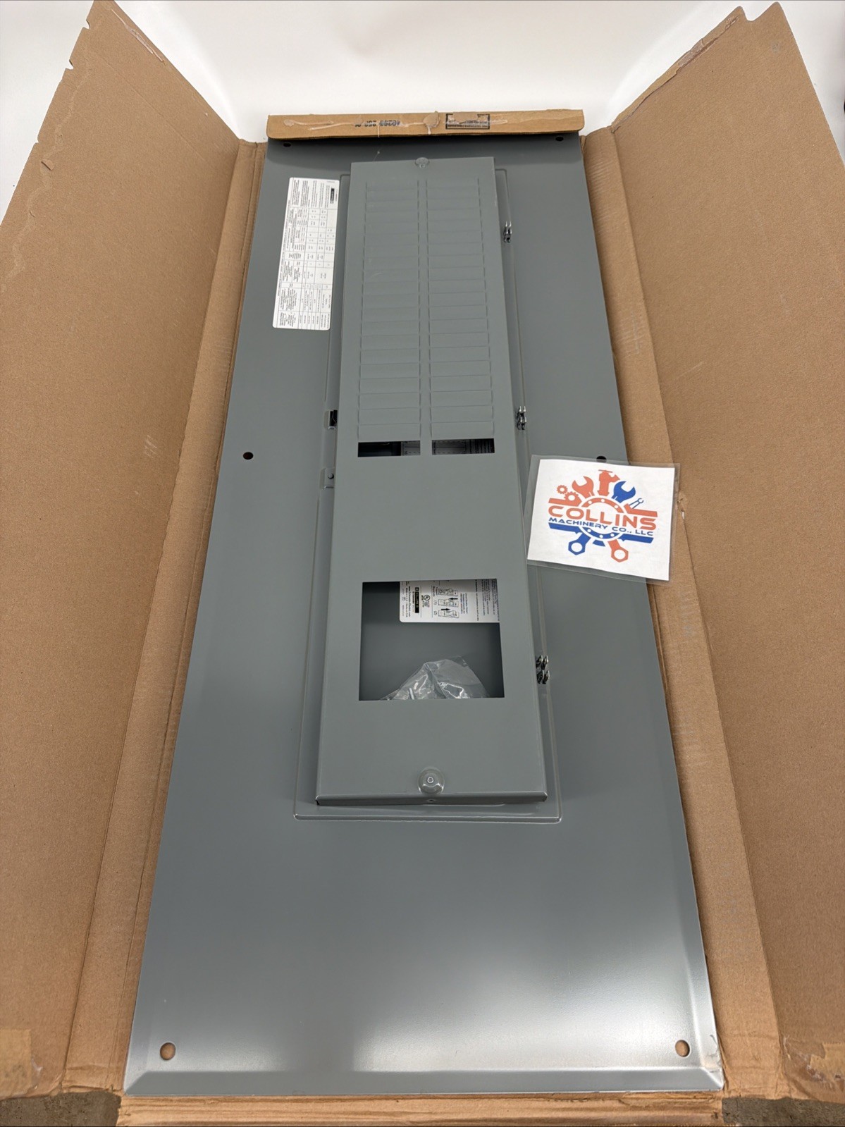 Square D QOC342MQF Load Center Cover Assembly, Flush-Fit, 14.25in W x 39.37in L