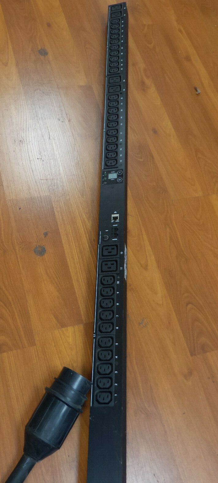 TRIPP LITE PDU3VN3H50
