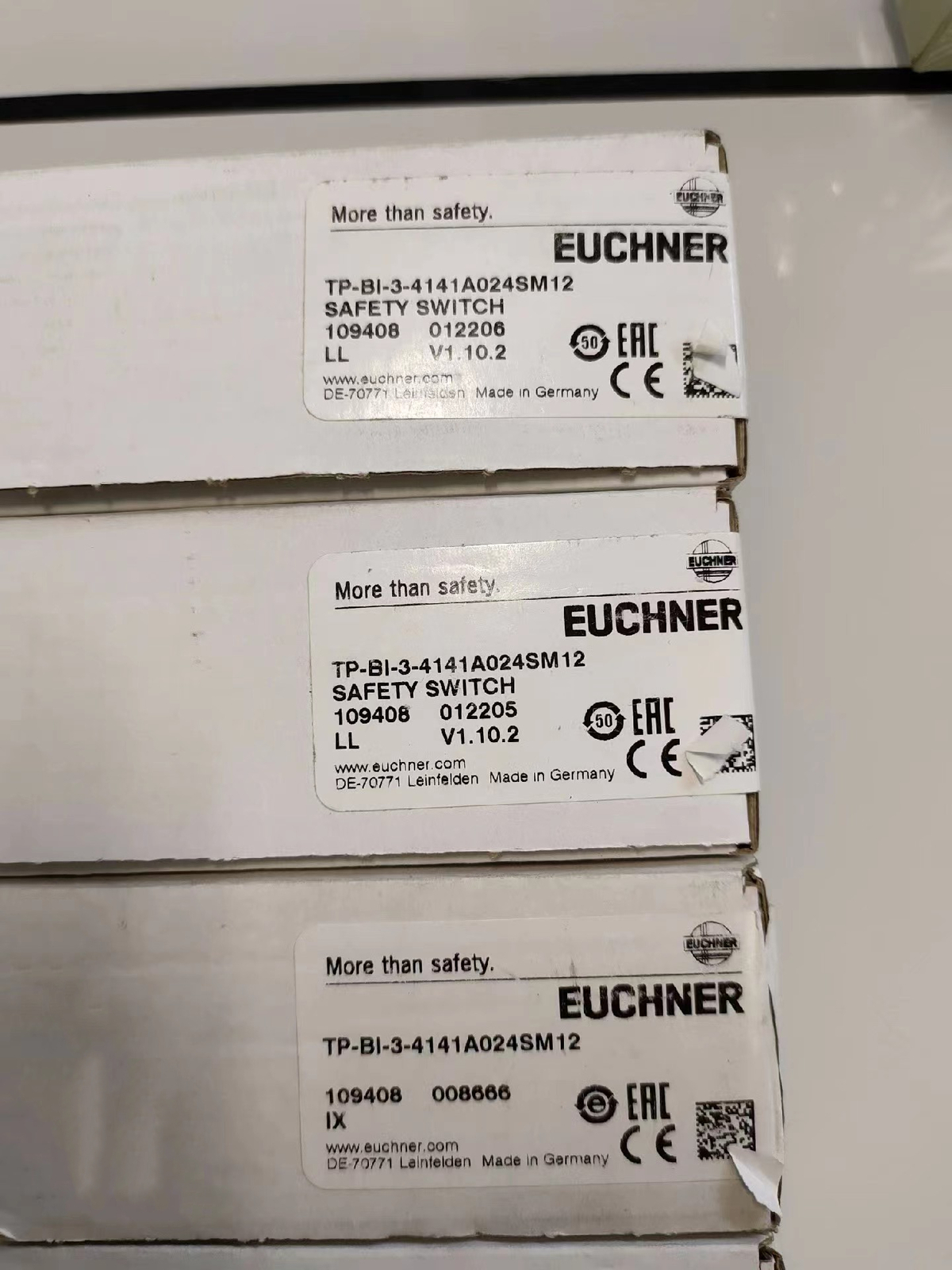 New EUCHNER Safety Switch TP-BI-3-4141A024SM12 109408