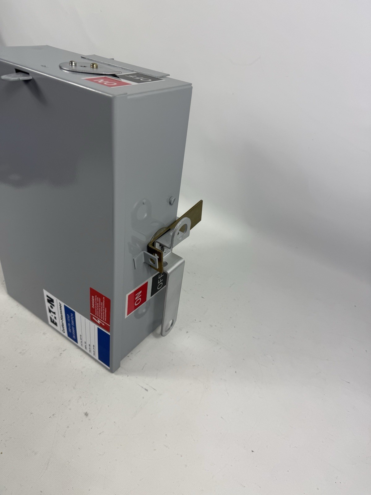 WESTINGHOUSE ITAP 2528D30G01 100A CIRCUIT BREAKER BUSWAY IBP-FB 100 AMP 600V 4W.