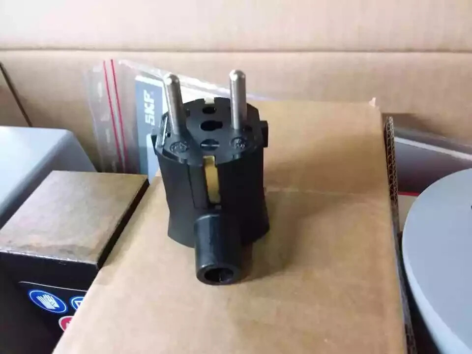 SKF TIH 030M/230V Small Induction Heater – 200-240 V/50-60 Hz FEDEX/DHL