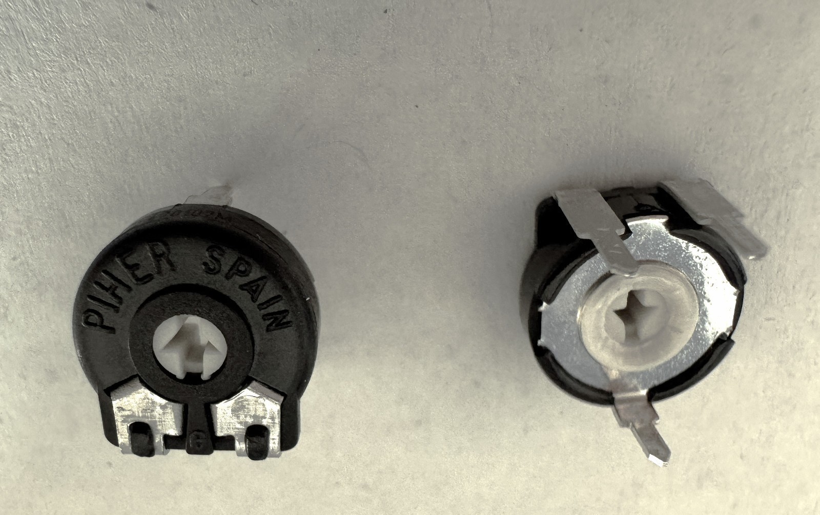 10 Pcs PT10LV10-104A2020 PIHER Potentiometer 1Turn Horizontal THT 10mm 100K ±20%