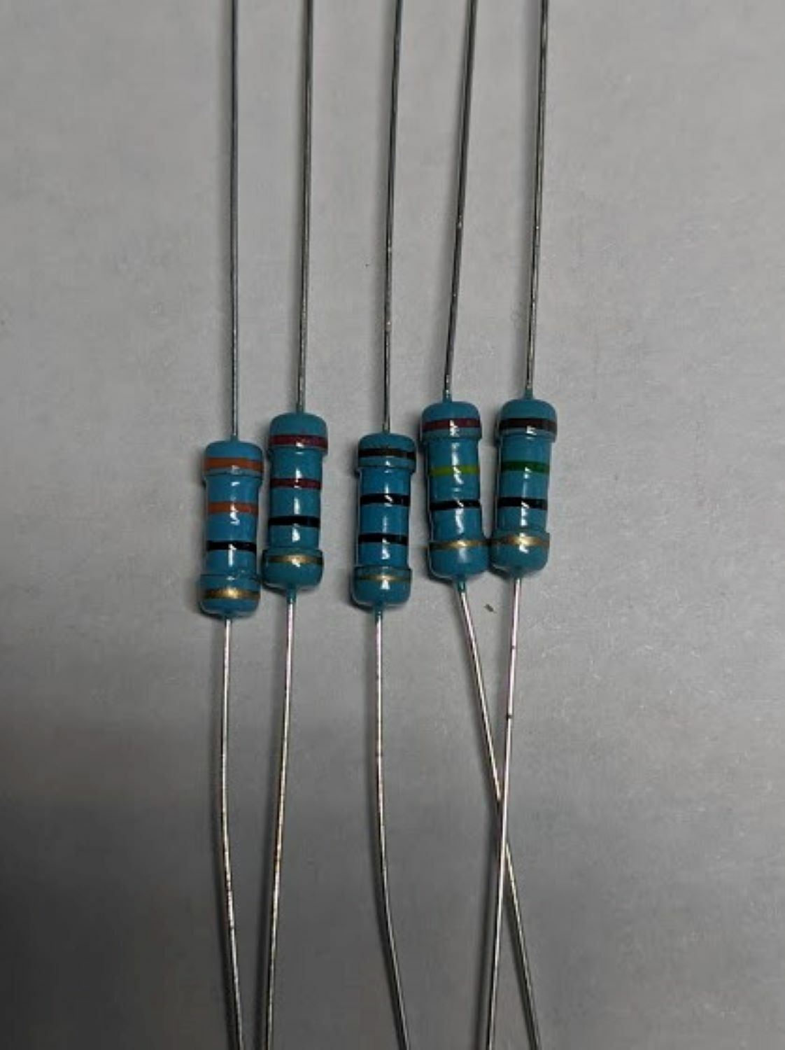 1/2W 5% carbon film blue resistors -5, 10, or 20 ea -Pick Value–Mr Circuit