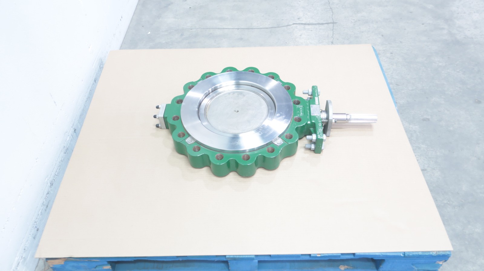 Fisher 8580 Steel Body Stainless Disc Lugged Butterfly Valve 12in 300