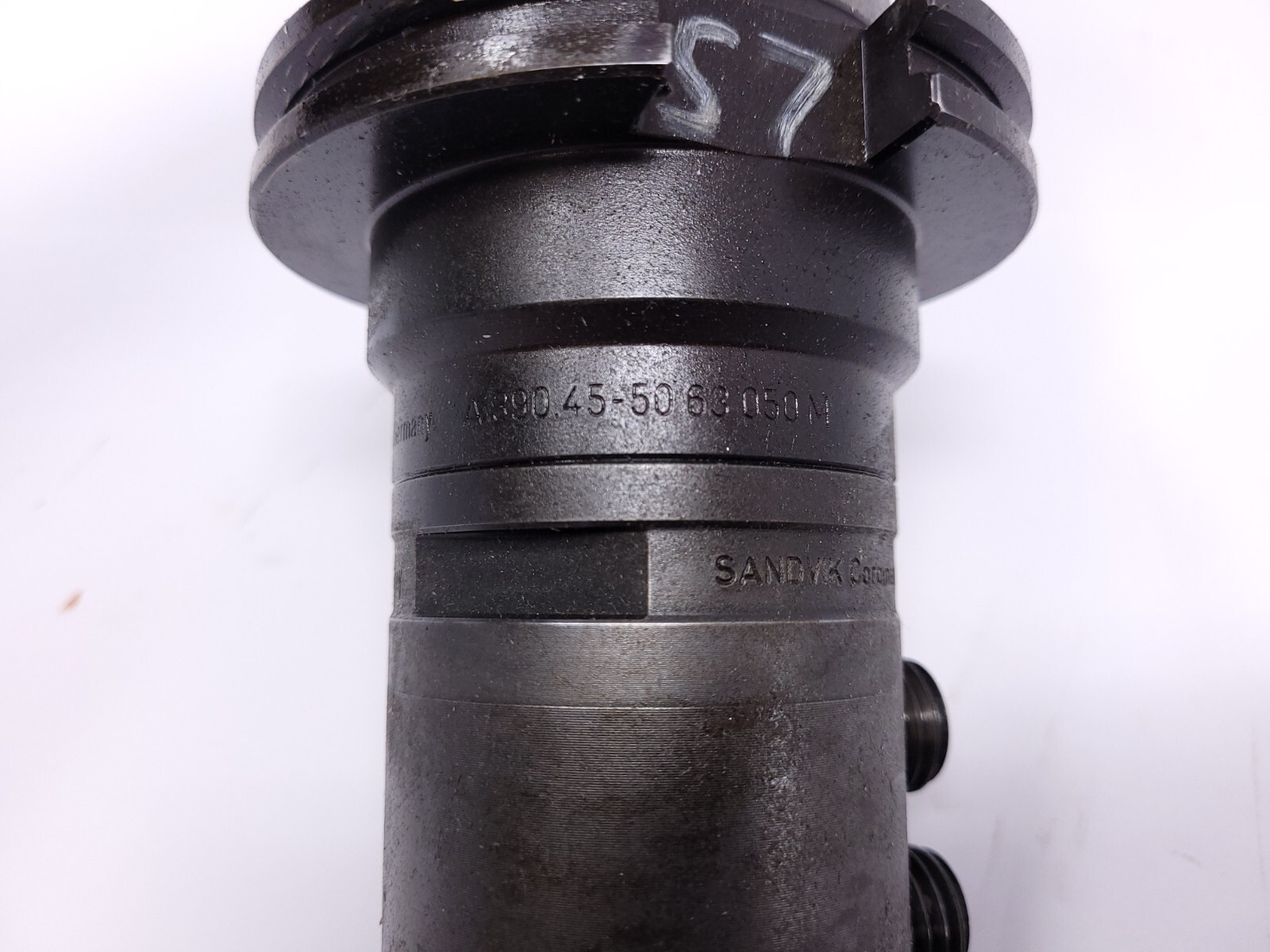 Sandvik CAT50 VariLock 63 w/ 1-1/4″ 1.250″ Endmill Holder A390.45-50 63 050M S7