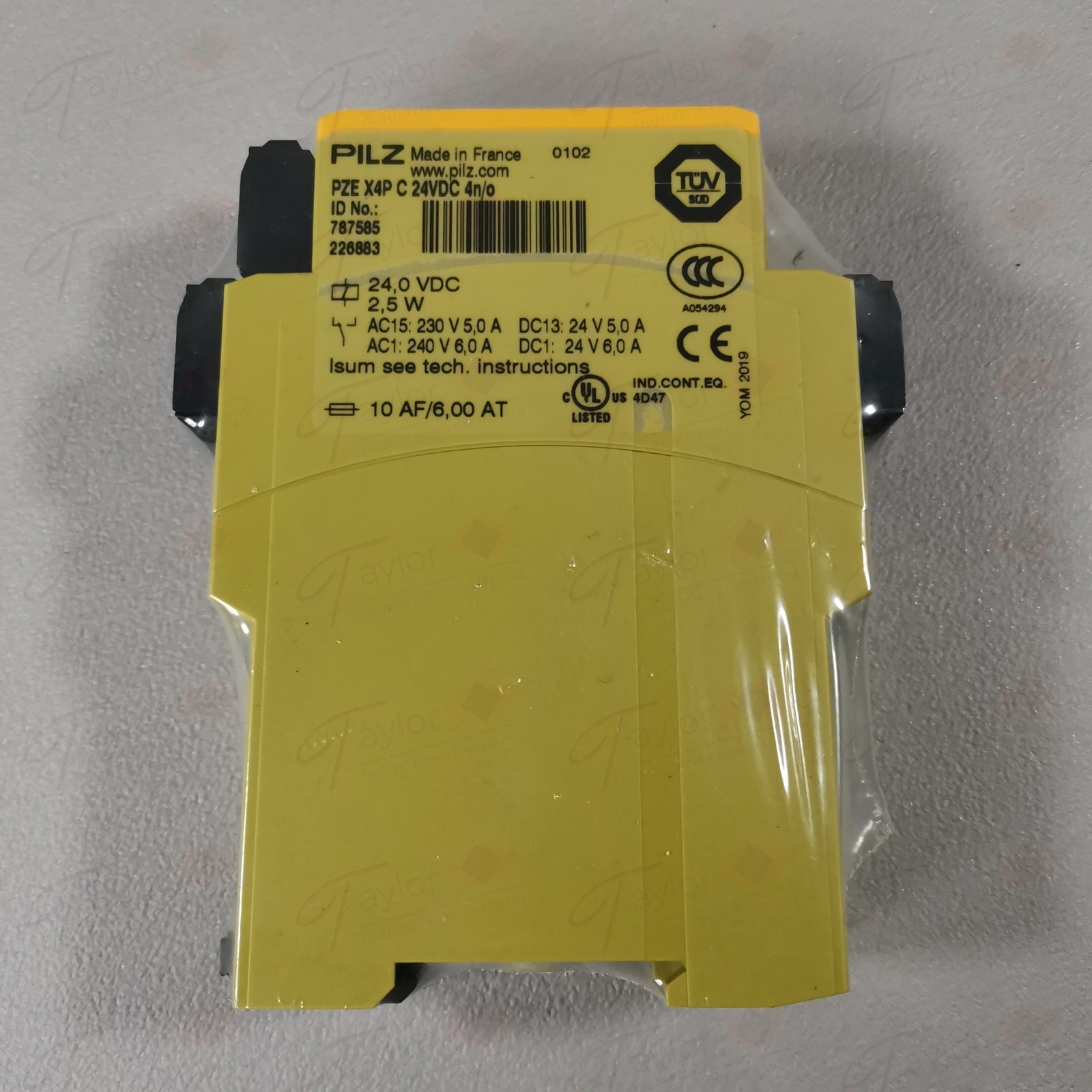 Pilz 787585 PZE X4P C 24VDC 4n/o NEW in Original Packaging