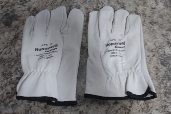 Salisbury GK011R/10 Size 10 Class 0 Red Electrical Glove Kit (BW)