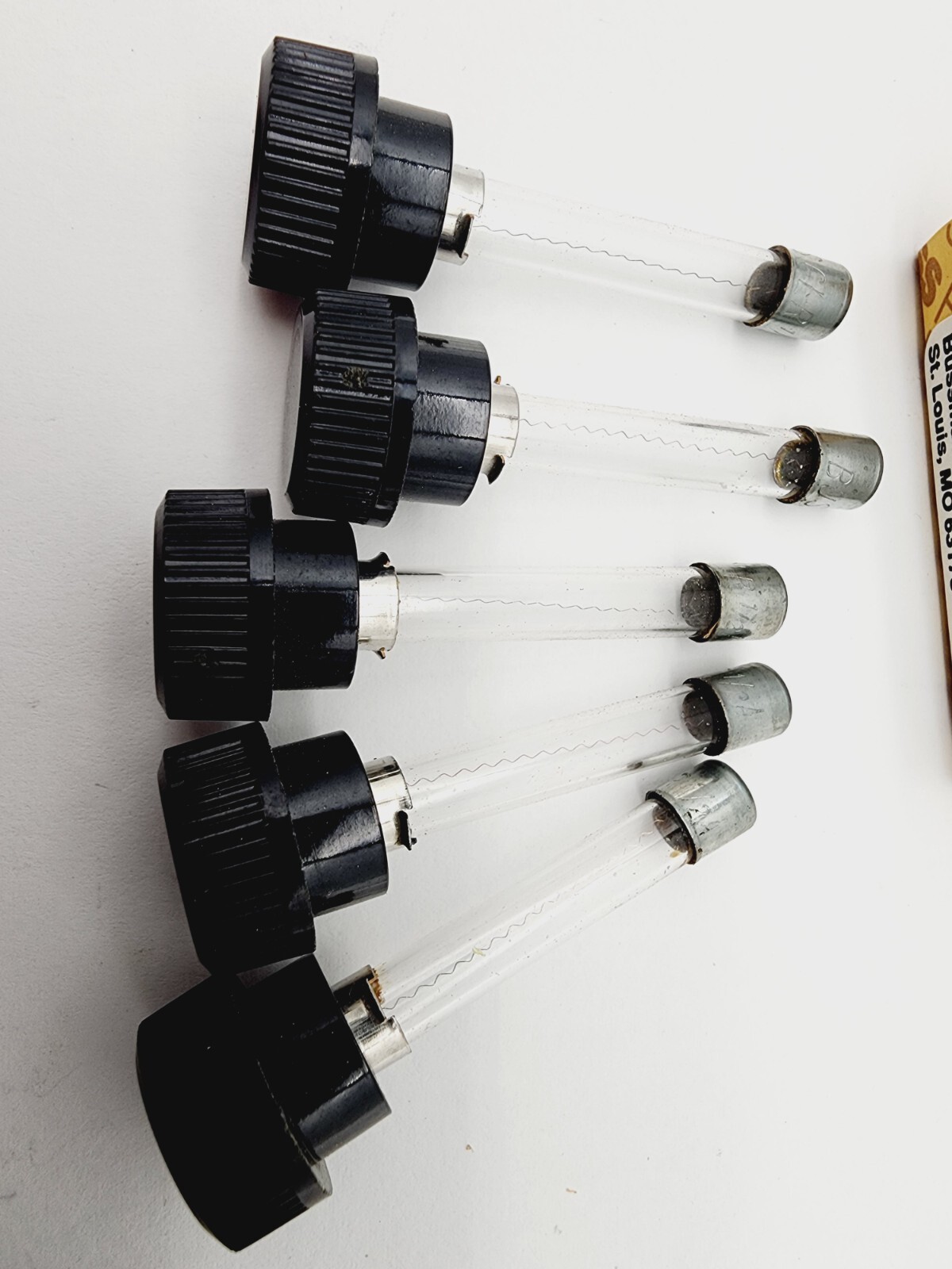 Bussmann GLR-1/2 Fast Acting Non-Rejecting Miniature Fuse 1/2A 300V – Lot of 5