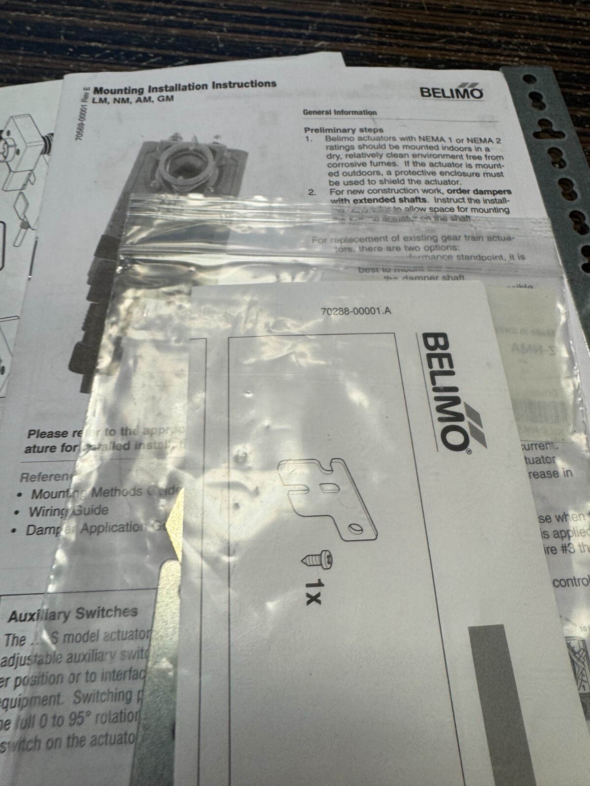 Belimo Damper Actuator LMQB24-1 35 in-lb [4Nm] Non/ AC/DC 24v w/ accessory