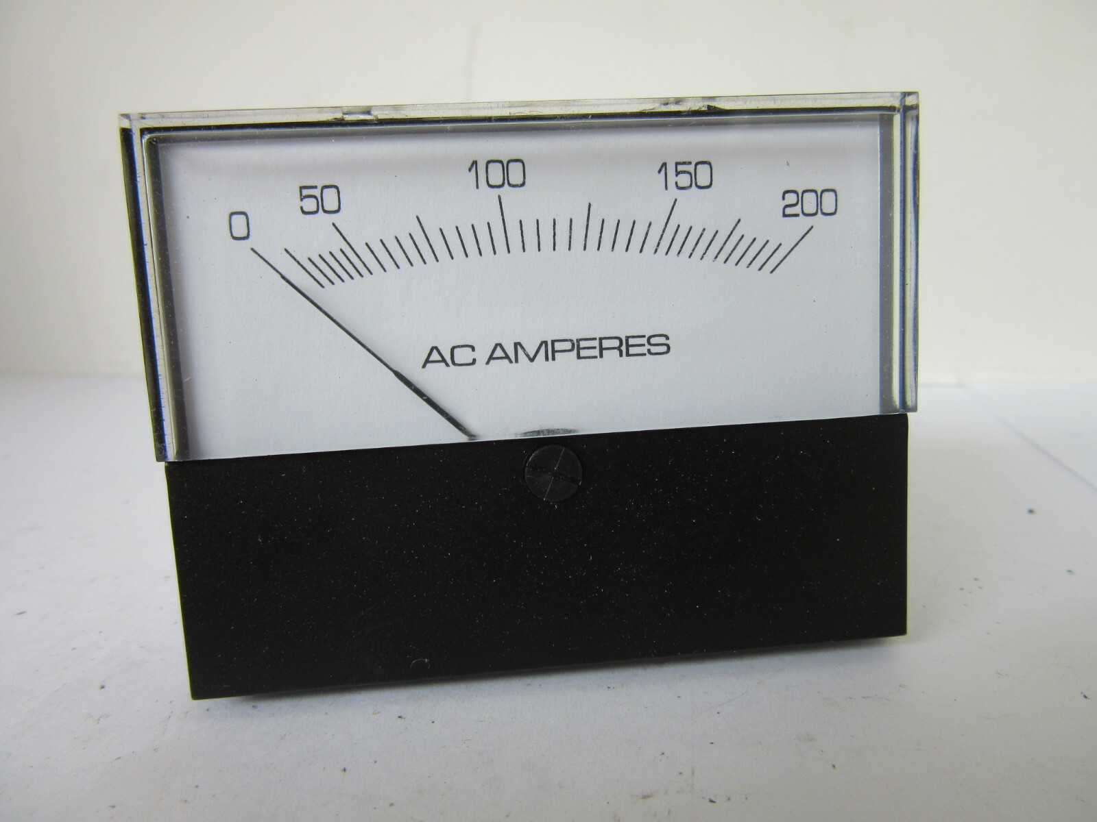 Modutec 2SAACX200 2S Panel Meter 0-200 AC Amperes 200 Amp