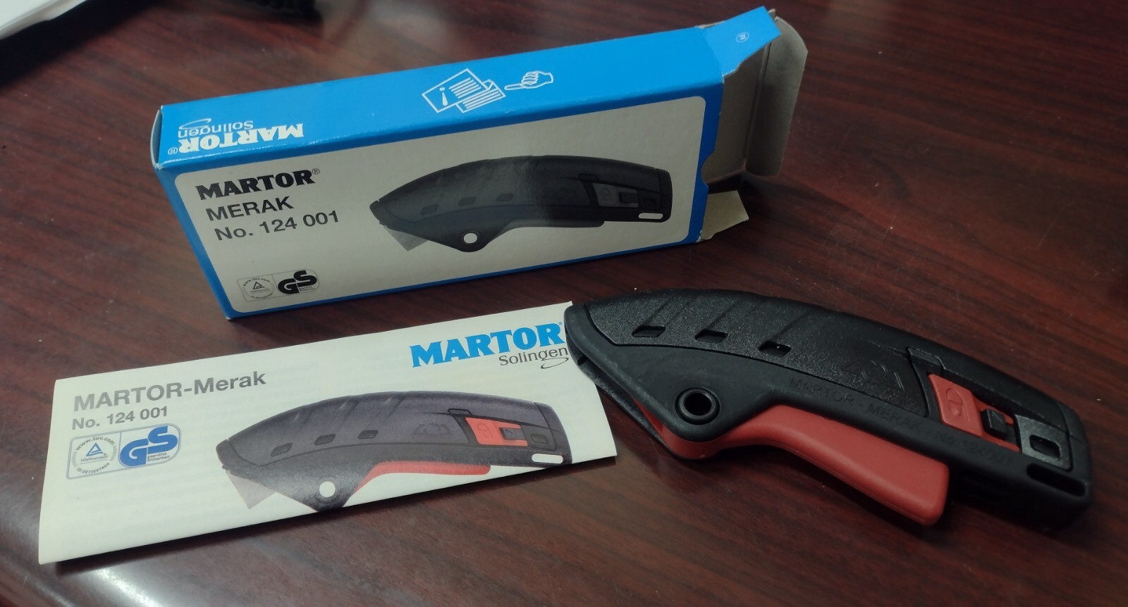 NEW MARTOR SECUPRO MERAK 124001 ERGONOMICAL COMPACT SAFETY KNIFE / BOX CUTTER