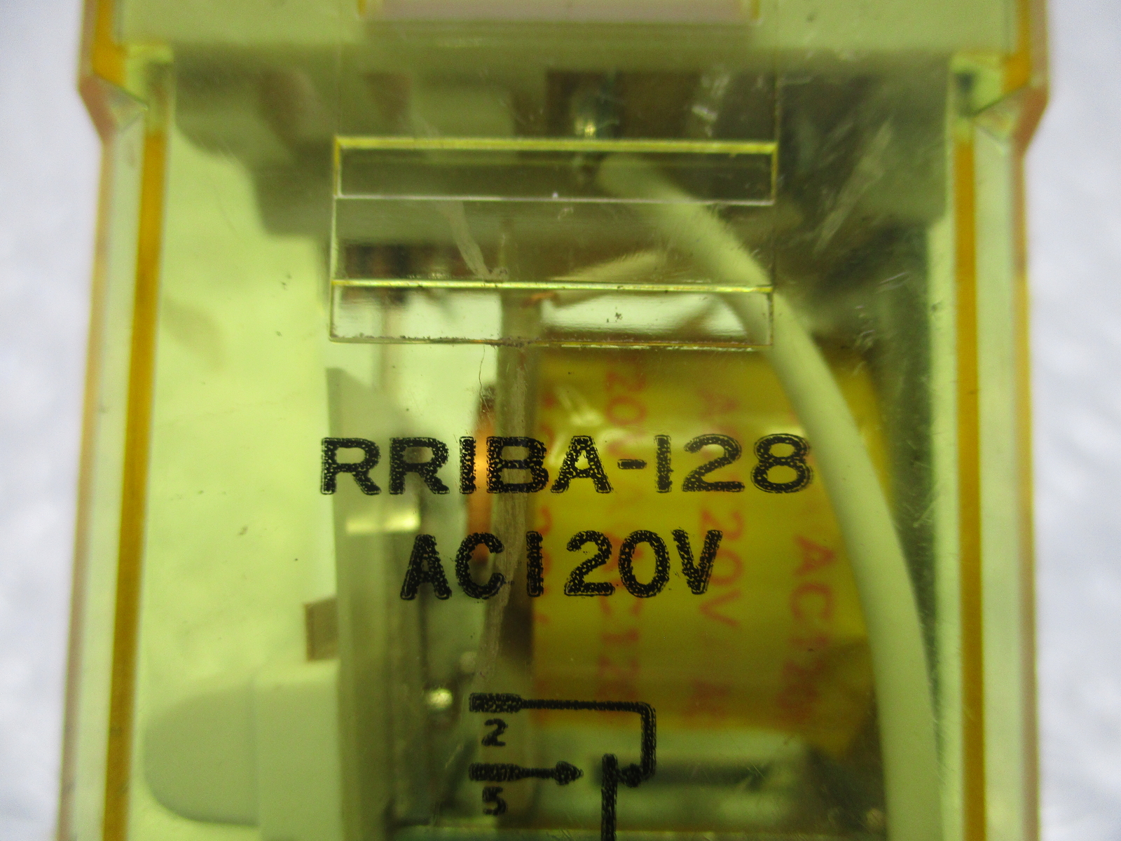 IDEC RRIBA-128 RELAY 120V NSNP