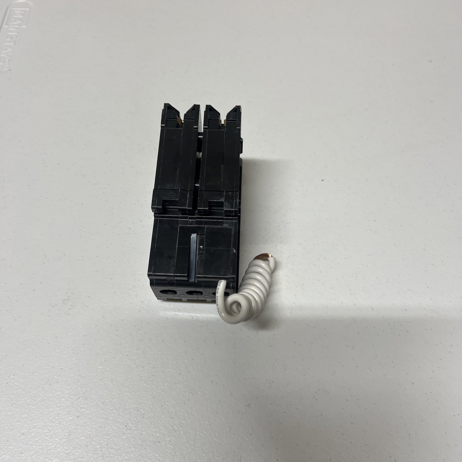 SQUARE D HOMELINE HOM230GFI HOM230GFIC 2-POLE 30A GFCI BREAKER NEW