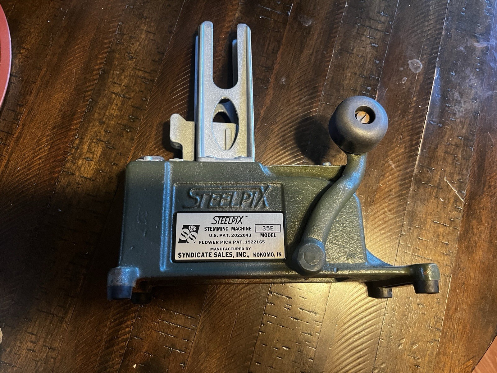 Steelpix 35E Heavy Duty Standard floral stemming machine, Model 35E MPN 35E