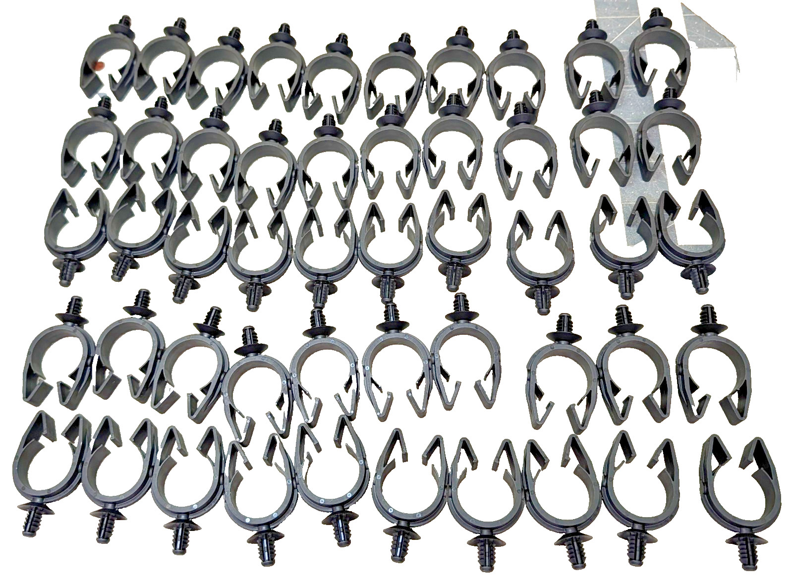 500) Pack 26mm MOC Clip With Round Fir Tree Fastener 151-01828 MOC26FT6.5 [Y2S1]