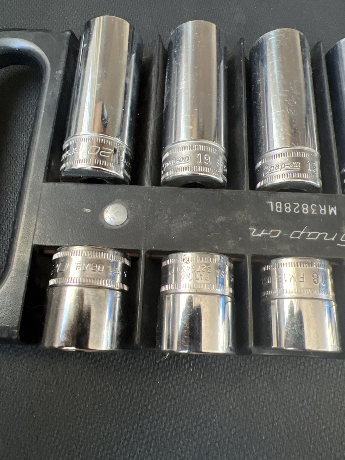 Snap On 28 pc 3/8″ Drive 6/12 Point Metric Deep Standard Socket Set Mag Tray🔥