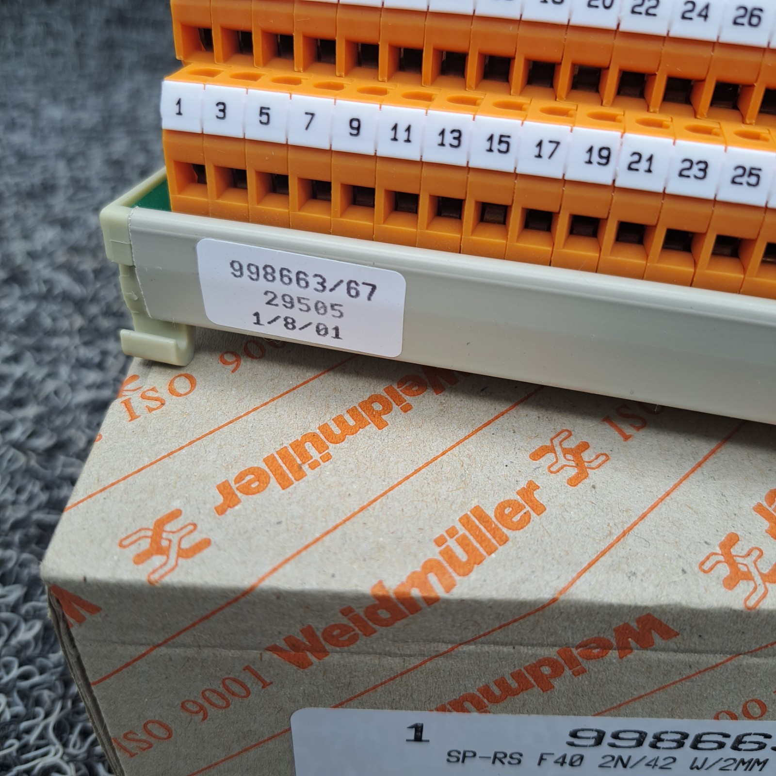 Weidmuller 998663. SP-RS F40 2N/42 W/2MM IDC Active Interface Adapter Block