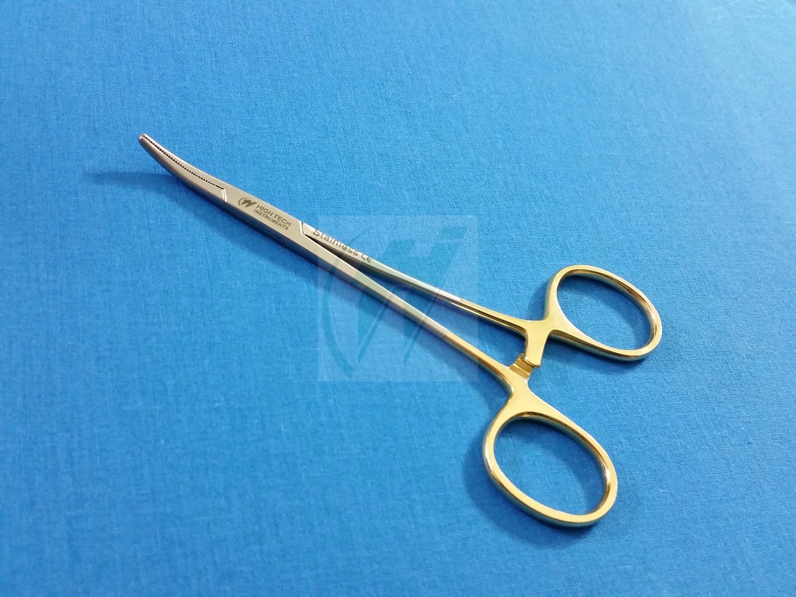 GOLD HANDLE FULL SERRATED HEMOSTAT LOCKING FORCEPS 5″ CURVED STAINLESS STEEL