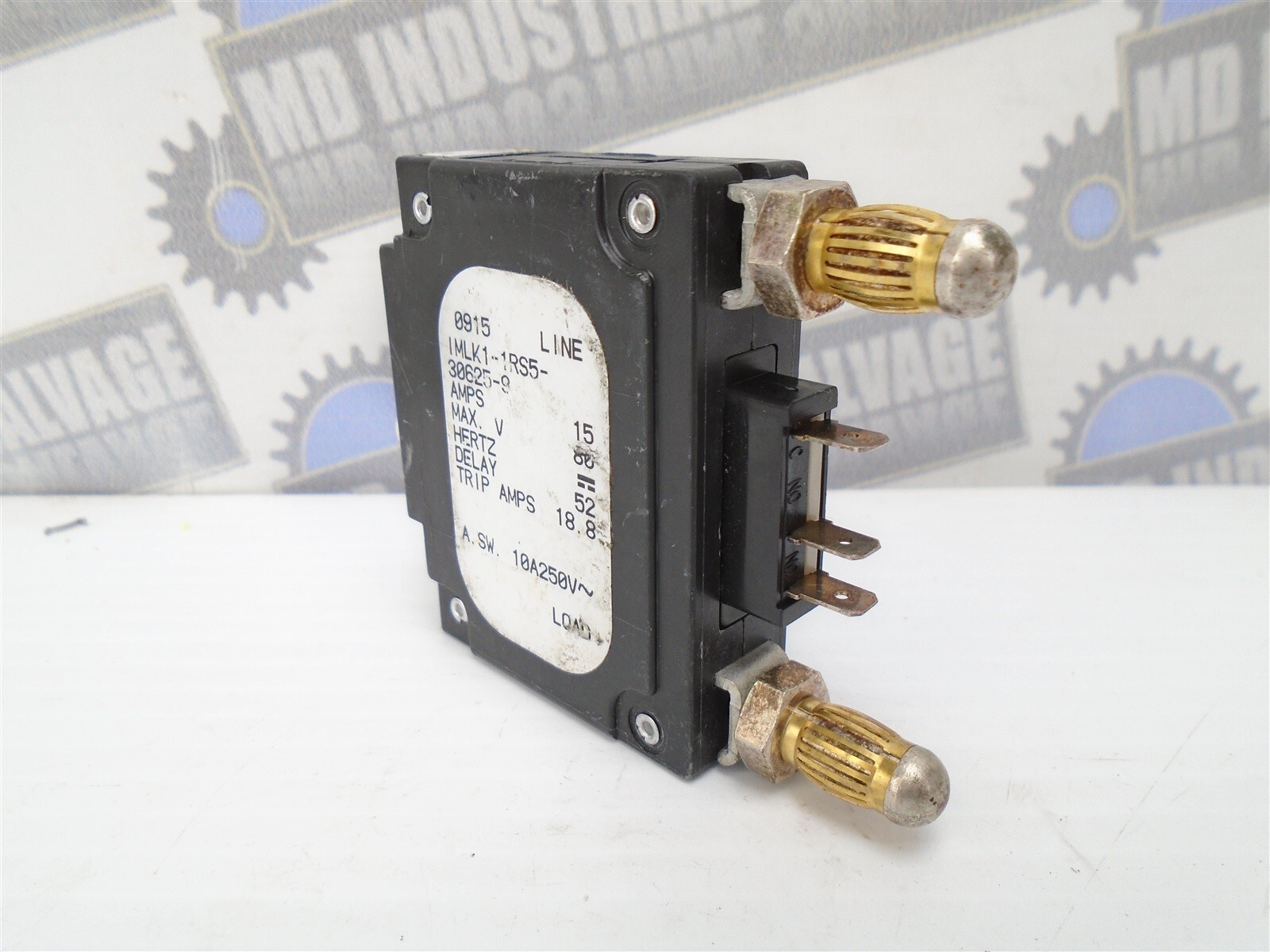 AIRPAX – CIRCUIT BREAKER – 15A – IMLK1-1RS5-30625-9 – BULLET WHITE THROW – 80V
