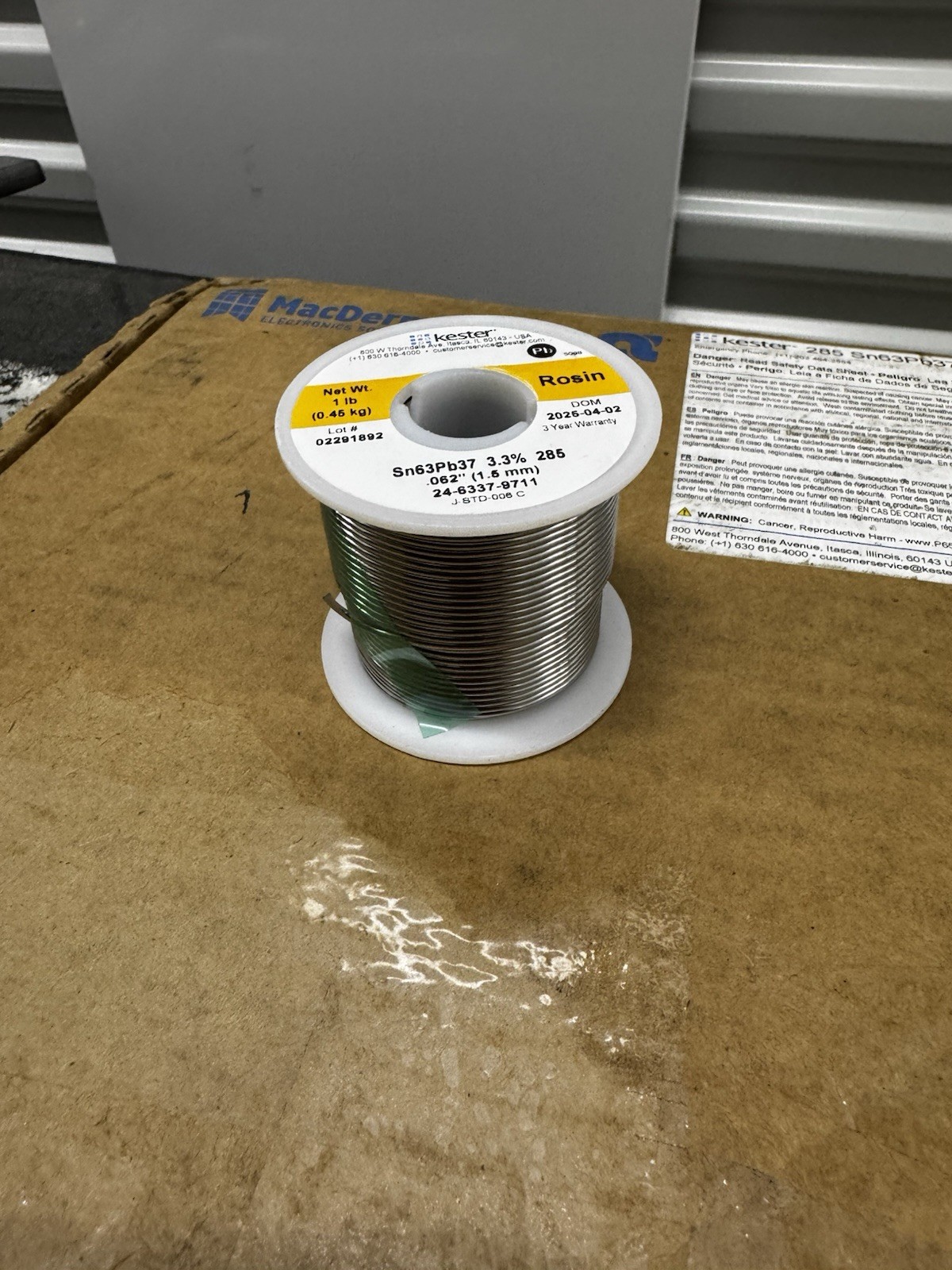 Kester 24-6337-9711 Solder Wire, Rosin Core, Leaded, Sn63Pb37 3.3%, 0.062″