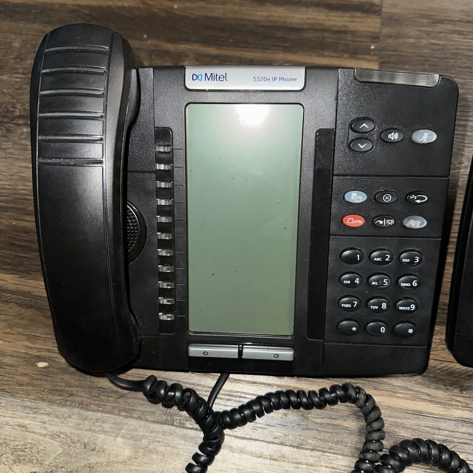 Mitel 5320e IP Phone w/Backlit Display (50006634) Lot Of 2 Pair