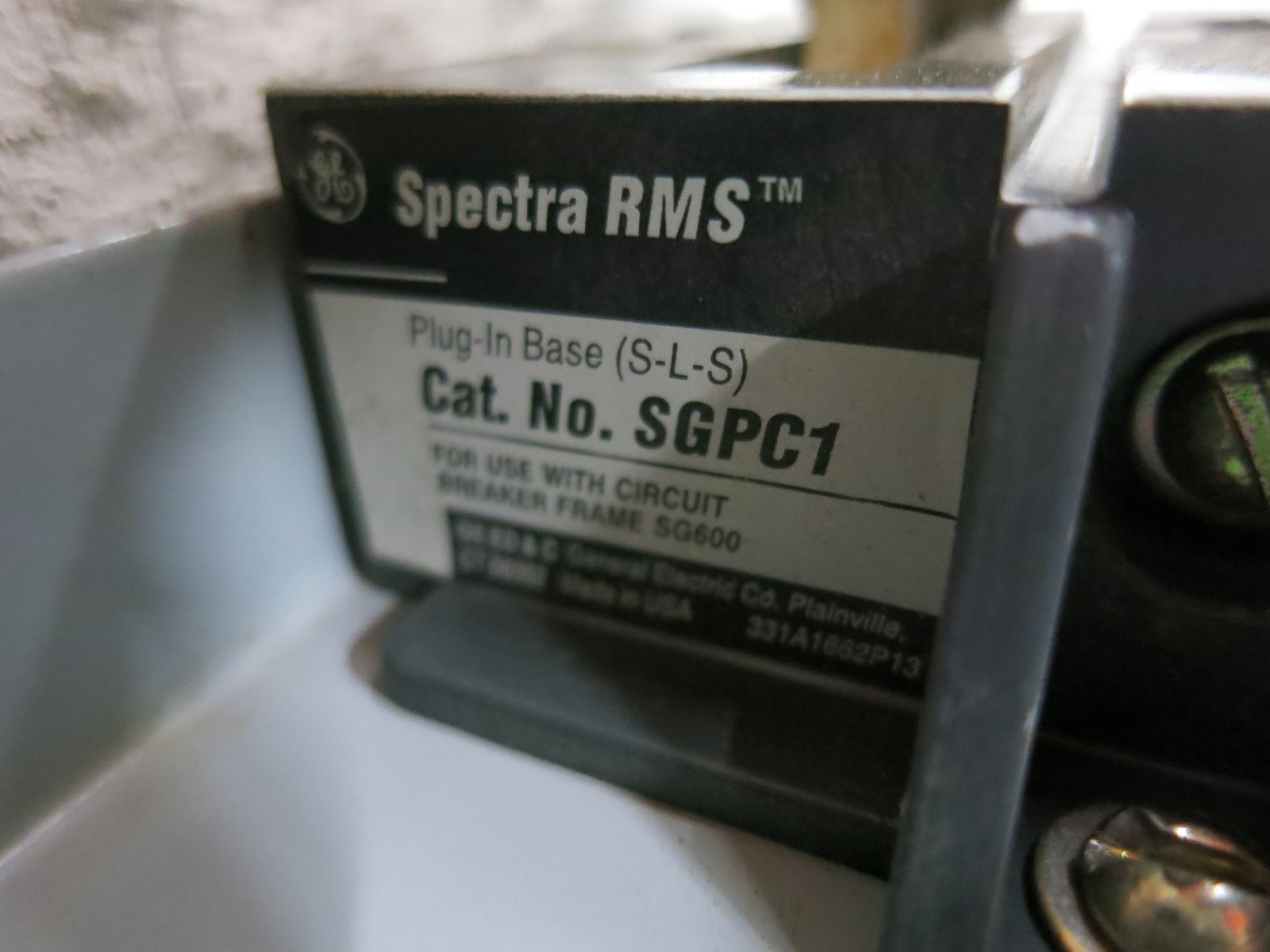 GE SGPC1 Spectra Plug-In Mounting Base SMP3 Plate for SG600 RMS 600A 600 Amp SLS