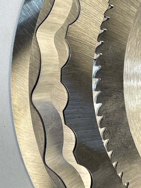 8″ SCALLOPED HYDRAULIC HOSE CUTTING BLADES