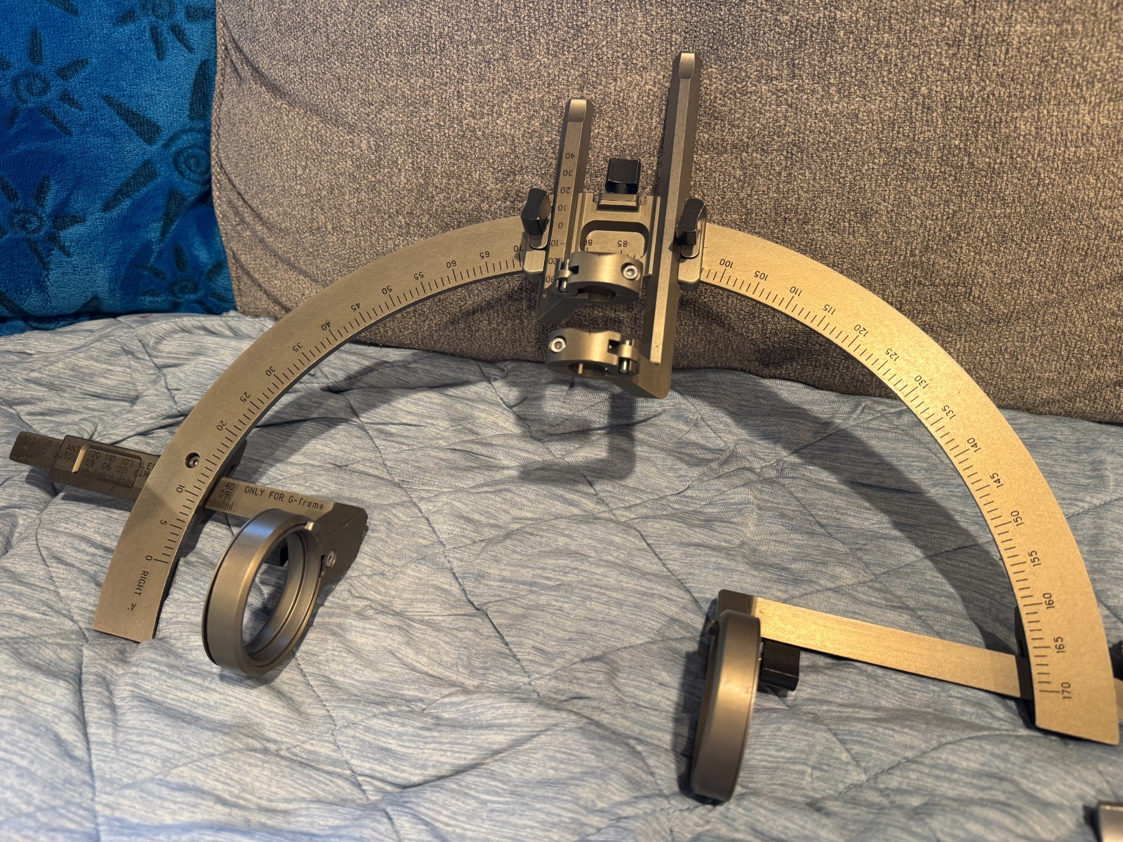 Leksell Multi Purpose Stereotactic System: Head Frame Arc , G Frame and Clamp