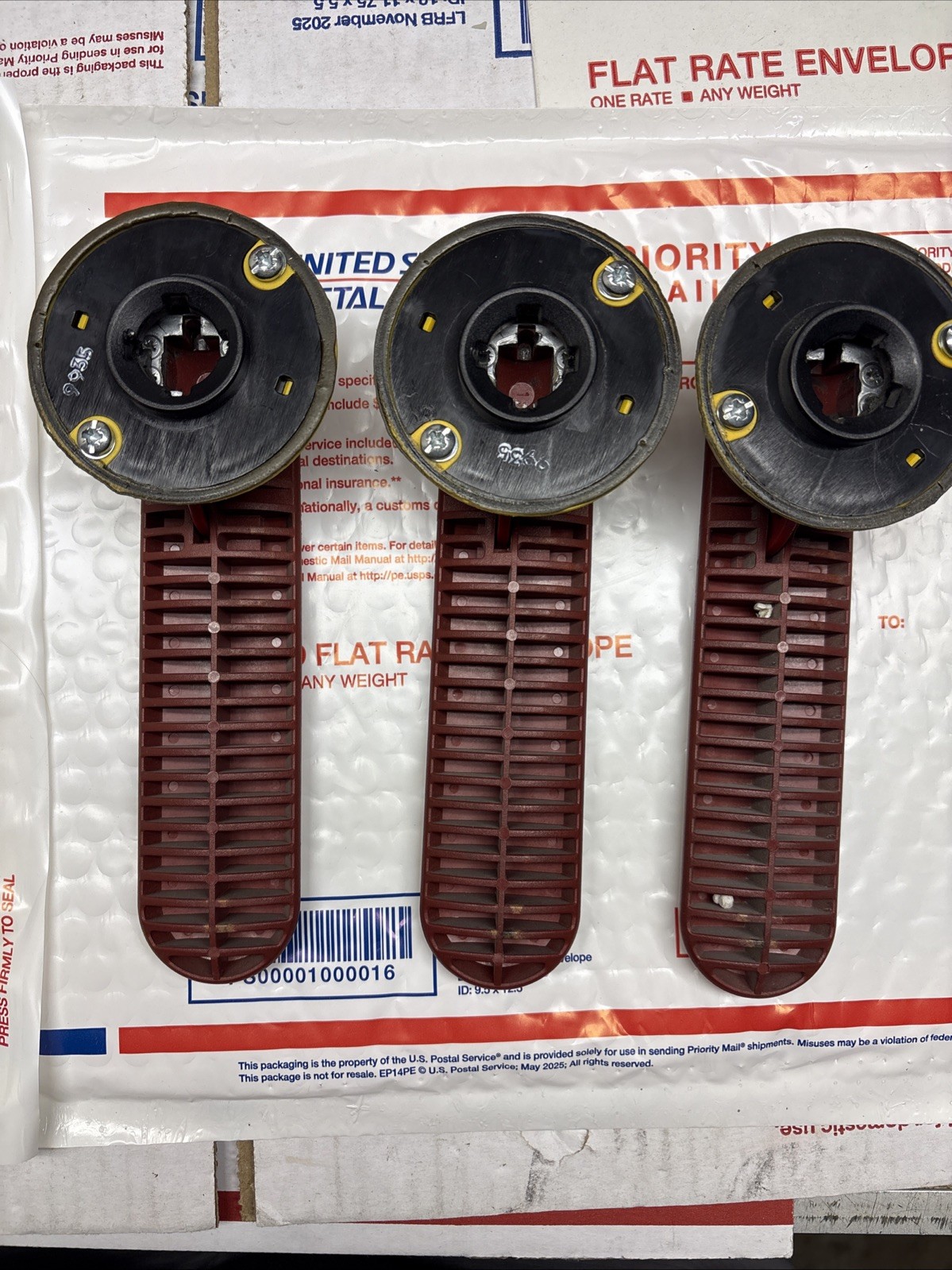 3 Pack Rotary Disconnect On/Off Handles Electrical Red/Yellow + LOTO Slot Hasp