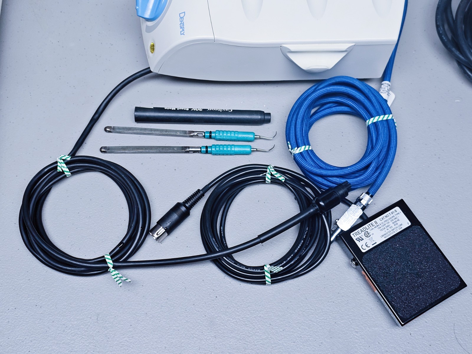 Dentsply Cavitron SPS Gen-119 Ultrasonic Scaler System & 2 Tips* 90-Day Warranty