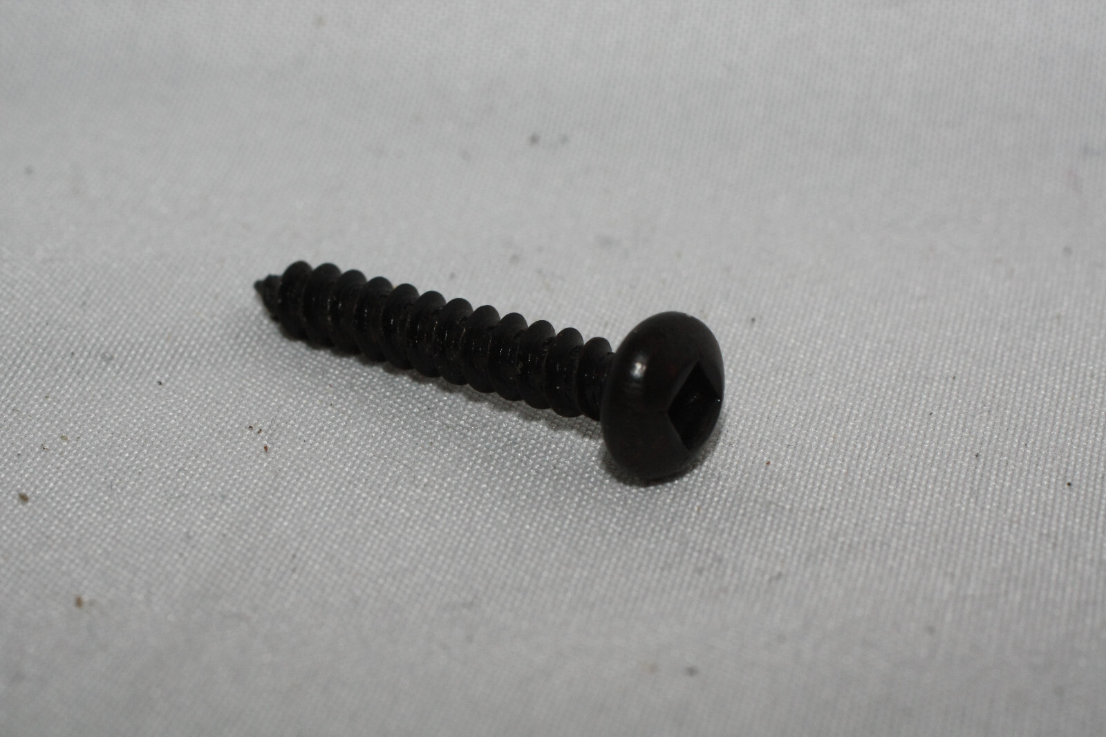 Black oxide pan head square drive #8 1-inch sheet metal screws 60 count