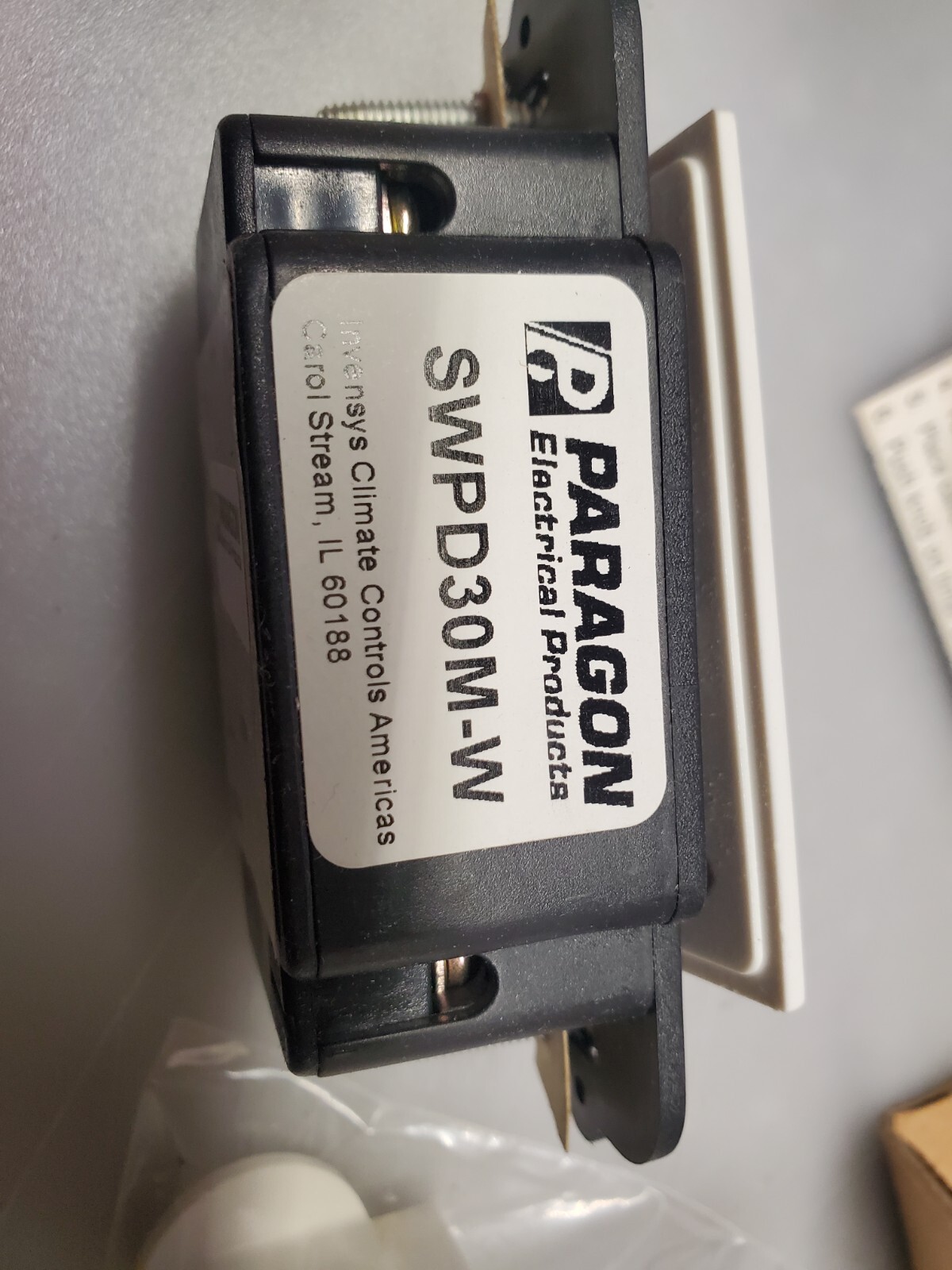 Paragon Manually Activated Timer Control SWPD30M NIB NOS, 0-30 minutes, White