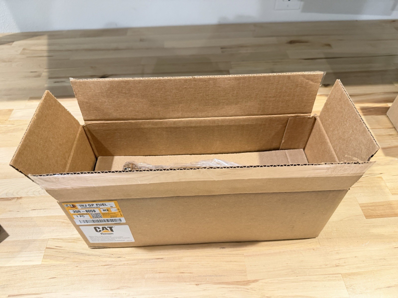 CAT 20R-8059 DIESEL INJECTOR (NEW FACTORY SEALED) FREE SHIPPING – GENUINE OEM